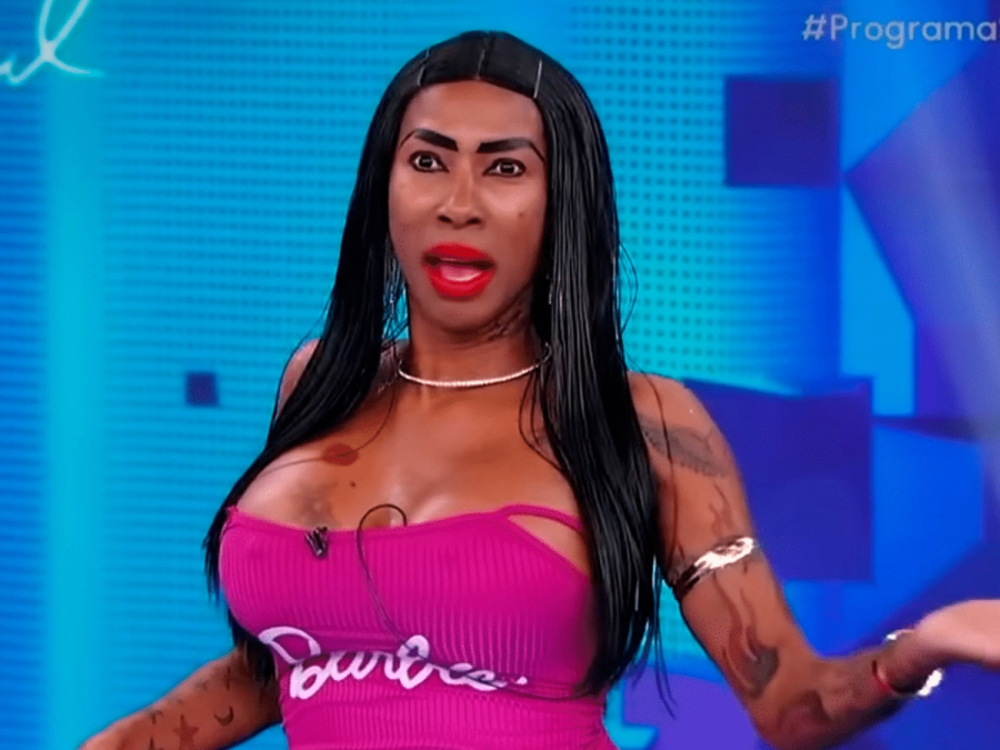 Inês Brasil “comenta” invasão dos EUA à Venezuela 