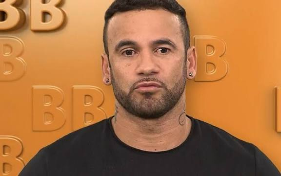 Hadballa critica postura de Ricardinho no BBB26 e revela que participou da seleção de veteranos