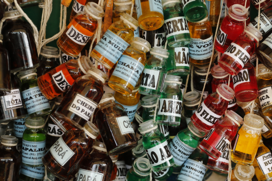 Perfume atrativo chama atenção nas barracas do Ver-o-Peso 