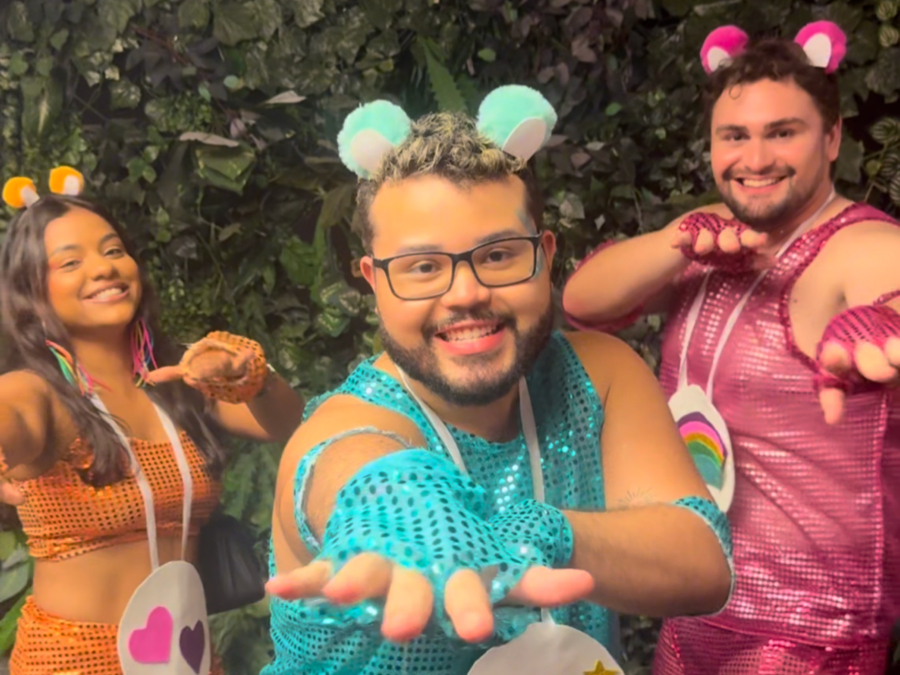 Carnalate e Carnadom arrastam foliões em Belém