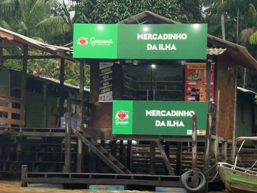 No meio da floresta: mercadinho surpreende visitantes na Ilha do Combu, em Belém
