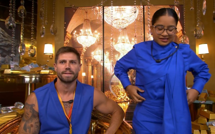 Milena peida na cara de Jonas