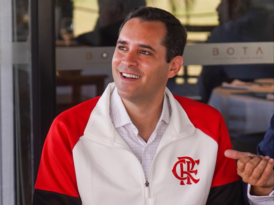 Eduardo Cavaliere assume Prefeitura do Rio e marca retorno de um prefeito flamenguista após mais de 40 anos