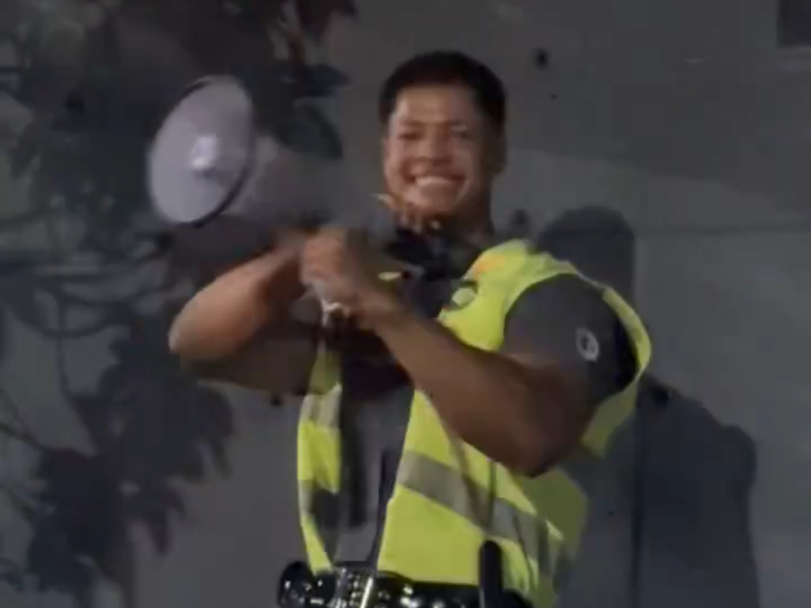 Guarda do trem retorna no último dia do Lollapalooza e vira o mais amado da ViaMobilidade