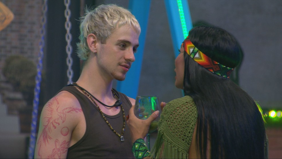 Juliano chama Marciele de ‘talarica’ e cita relação com Jonas após saída de Maxiane