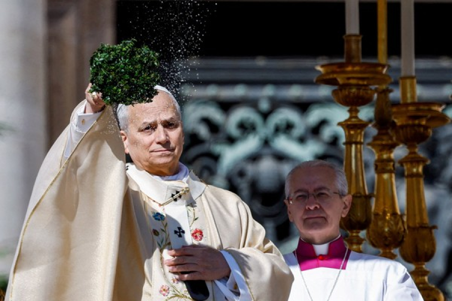 Em sua primeira Páscoa, Papa Leão XIV fala em português e leva mensagem de fé aos fiéis