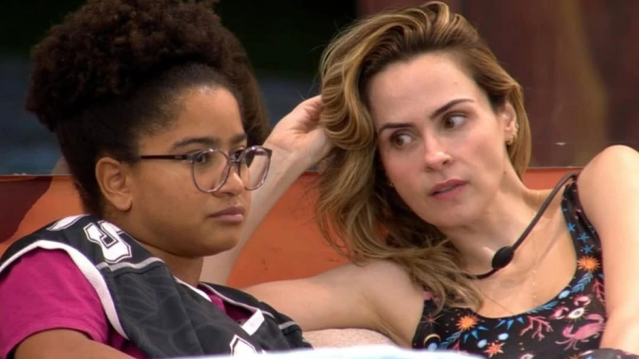 Milena critica Ana Paula para Samira ao mesmo tempo em que Ana Paula elogia Milena para Juliano