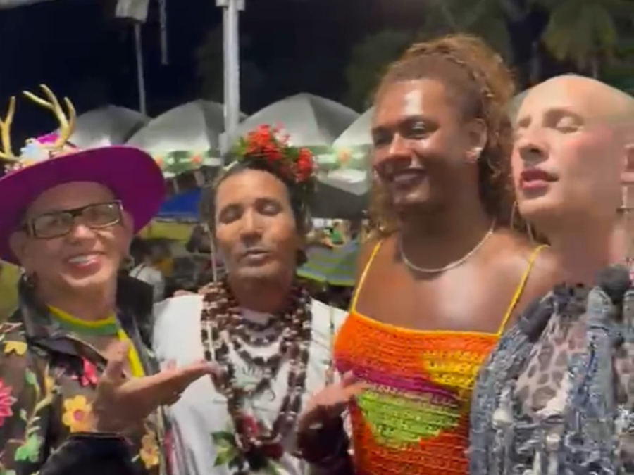 Liniker prestigia Rainha das Matas e recebe convite de Eloi Iglesias para edição de 50 anos da Festa da Chiquita