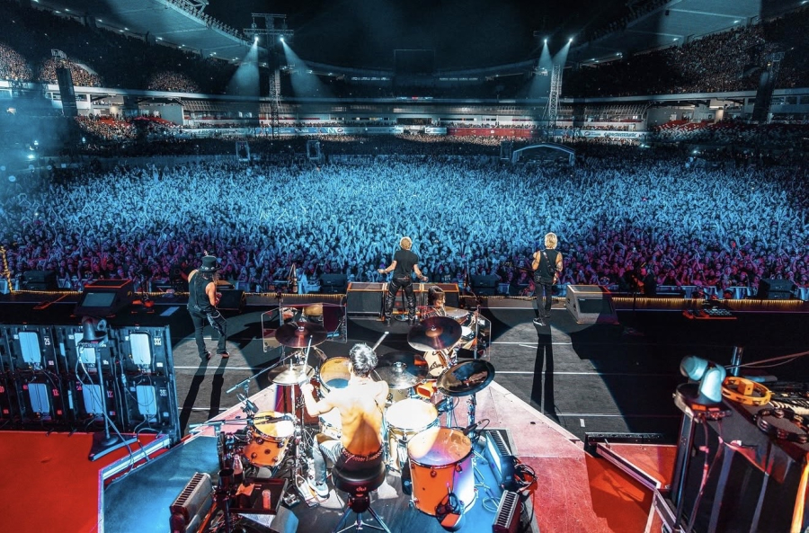 44 mil vozes: Guns N’ Roses faz Mangueirão tremer em noite histórica