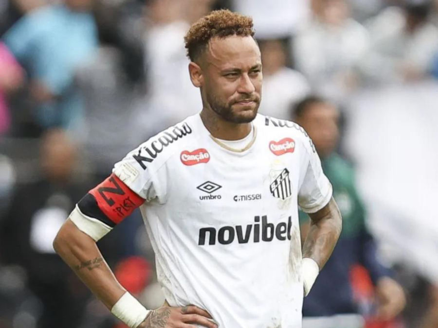 Convocado para a Copa, Neymar desfalca o Santos contra San Lorenzo e Grêmio após sentir desconforto na panturrilha