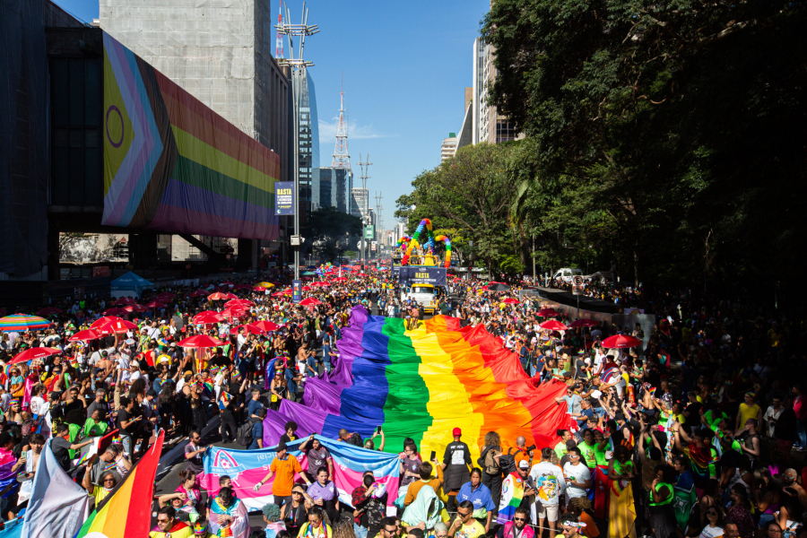 Com ingressos a R$ 697, SCRUFF estreia camarote exclusivo na Parada SP com shows e experiências premium