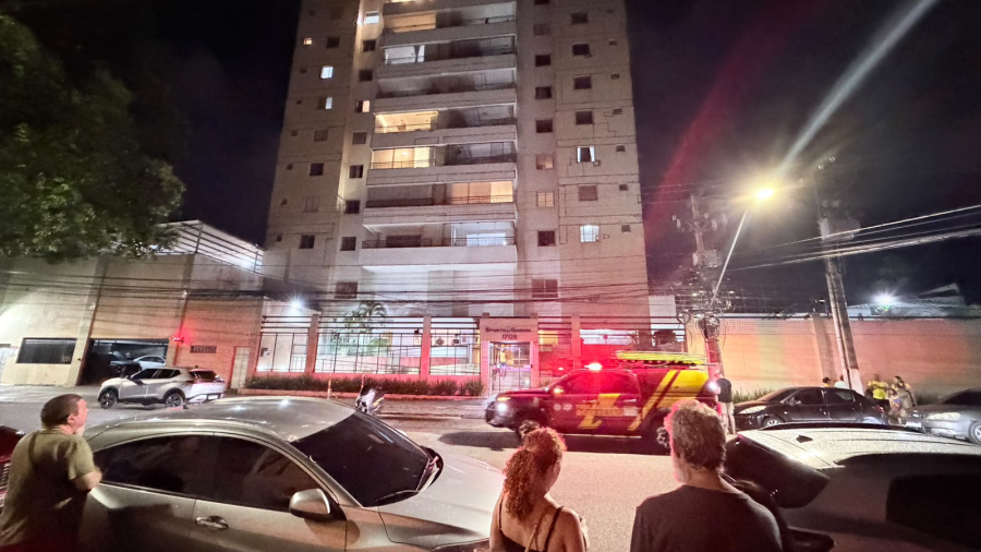 Moradores deixam prédio em Belém após relatarem tremores