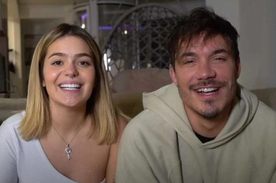 Viih Tube e Eliezer fazem funcionários vasculharem vaso sanitário e lixo com papel usado por prêmio em dinheiro