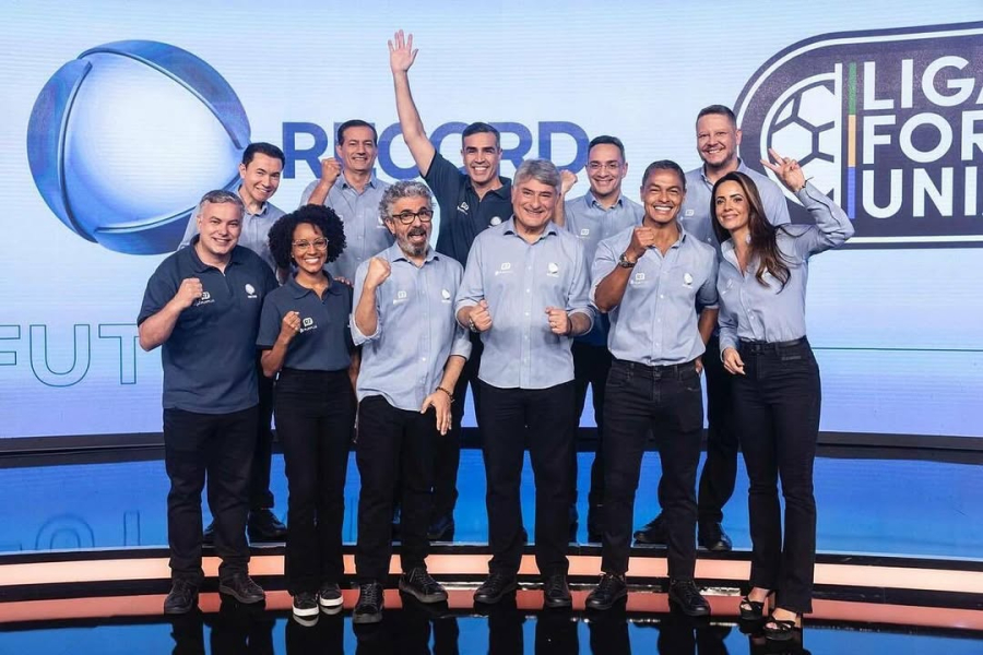 Record avalia proposta da CBF para transmitir a Copa do Brasil entre 2027 e 2030