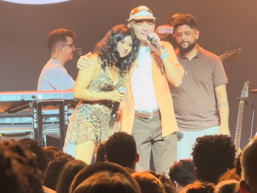 Zaynara participa de show de João Gomes em prévia do Rock in Rio em São Paulo
