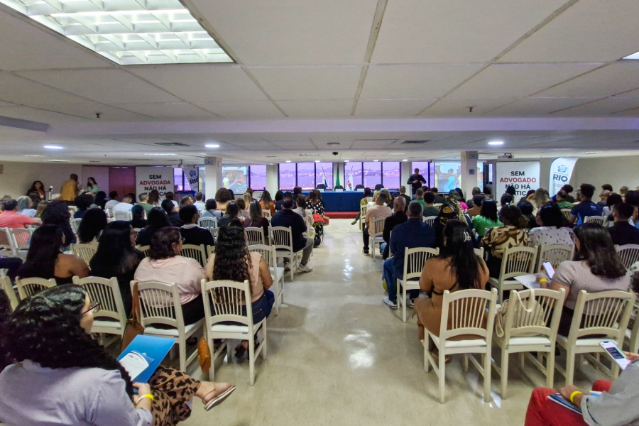 SEIM promove seminário sobre moradia segura para mulheres em situação de vulnerabilidade no Rio