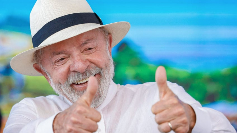 Lula anuncia canetas emagrecedoras de graça no SUS