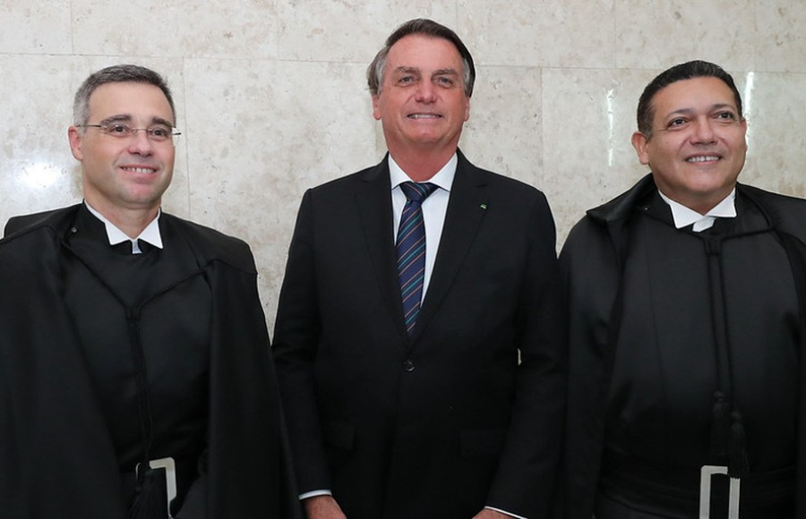 Indicados por Bolsonaro, Nunes Marques e Mendonça são criticados por proposta de censura que atingiria o “Exército do Lula” 