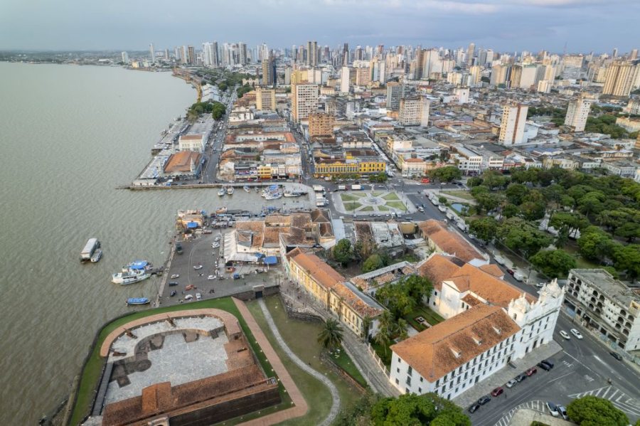 Flávio Bolsonaro diz que Belém fede, e Igor Normando rebate e destaca obras: “Você não conhece a nossa cidade”