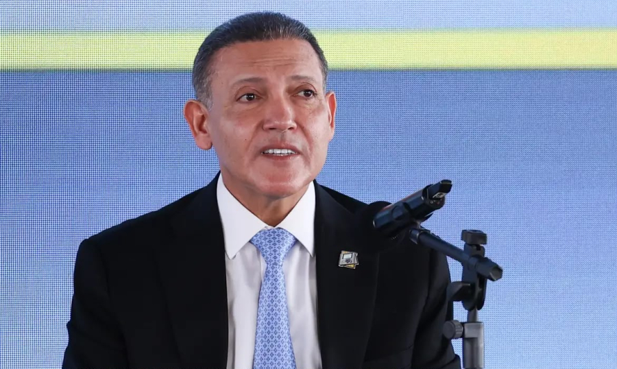 “Confusão foi criada por omissão de Nunes Marques”: ministro indicado por Bolsonaro é chamado de “pior presidente da história do TSE” por internautas