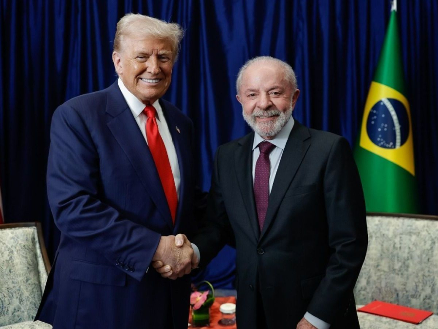 “Parece terrível pra mim”: Trump diz que eleição no Brasil parece fraudada e afirma que gosta de Lula